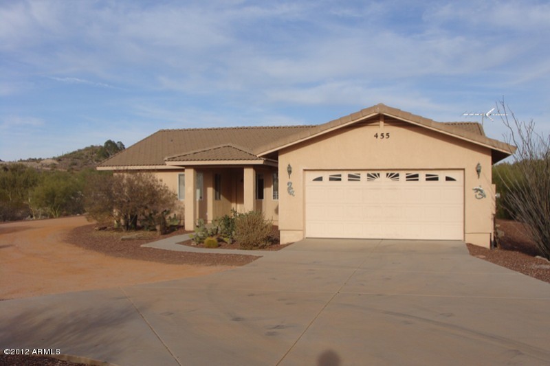 455 Stonehedge Ranch Road Wickenburg, AZ 85390 - Photo 1 of 23 Stonehedge ranch home 038