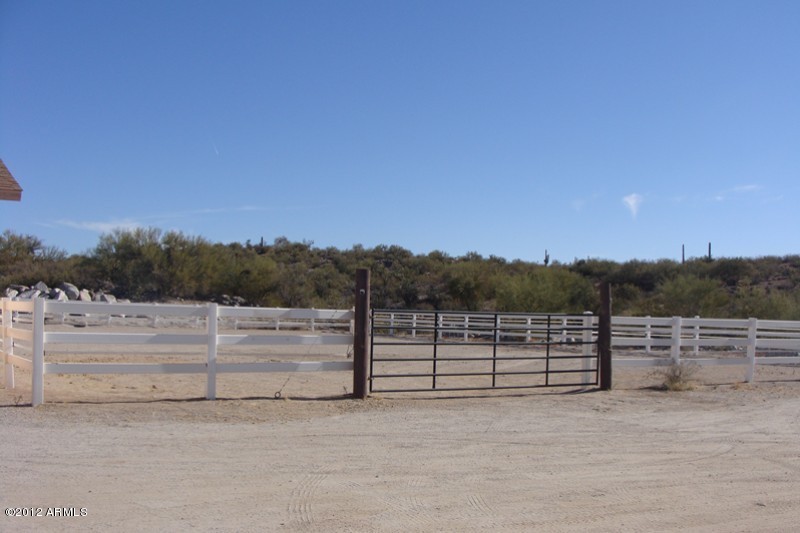 455 Stonehedge Ranch Road Wickenburg, AZ 85390 - Photo 14 of 23 Stonehedge ranch home 027