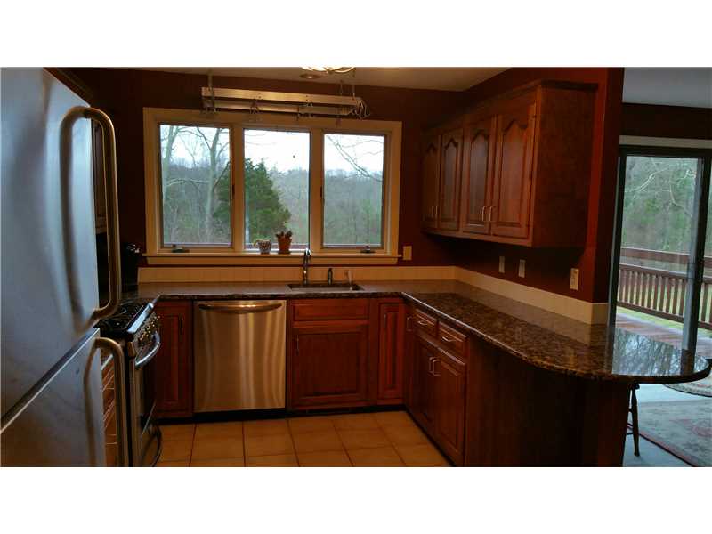 11 Danforth Street Rehoboth, MA 02769 - Photo 12 of 25 Kitchen.