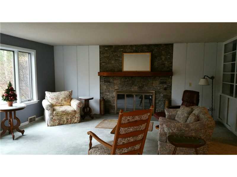 11 Danforth Street Rehoboth, MA 02769 - Photo 14 of 25 Living Room.