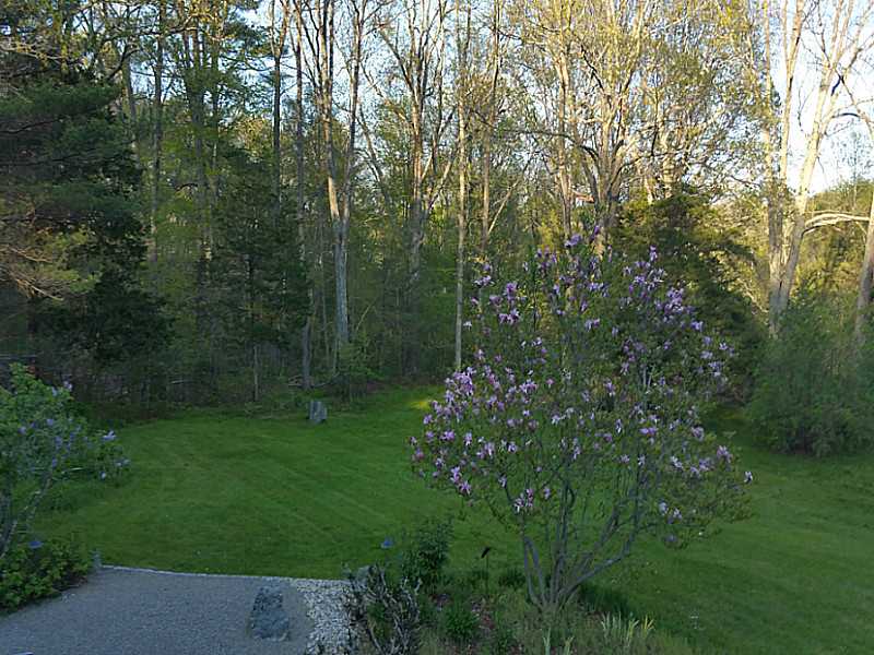 11 Danforth Street Rehoboth, MA 02769 - Photo 8 of 25 Yard/Garden.
