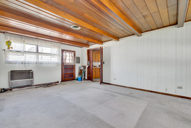 4346 Maple Avenue Brookfield, IL 60513 - Photo 10 of 18 a view of an empty room