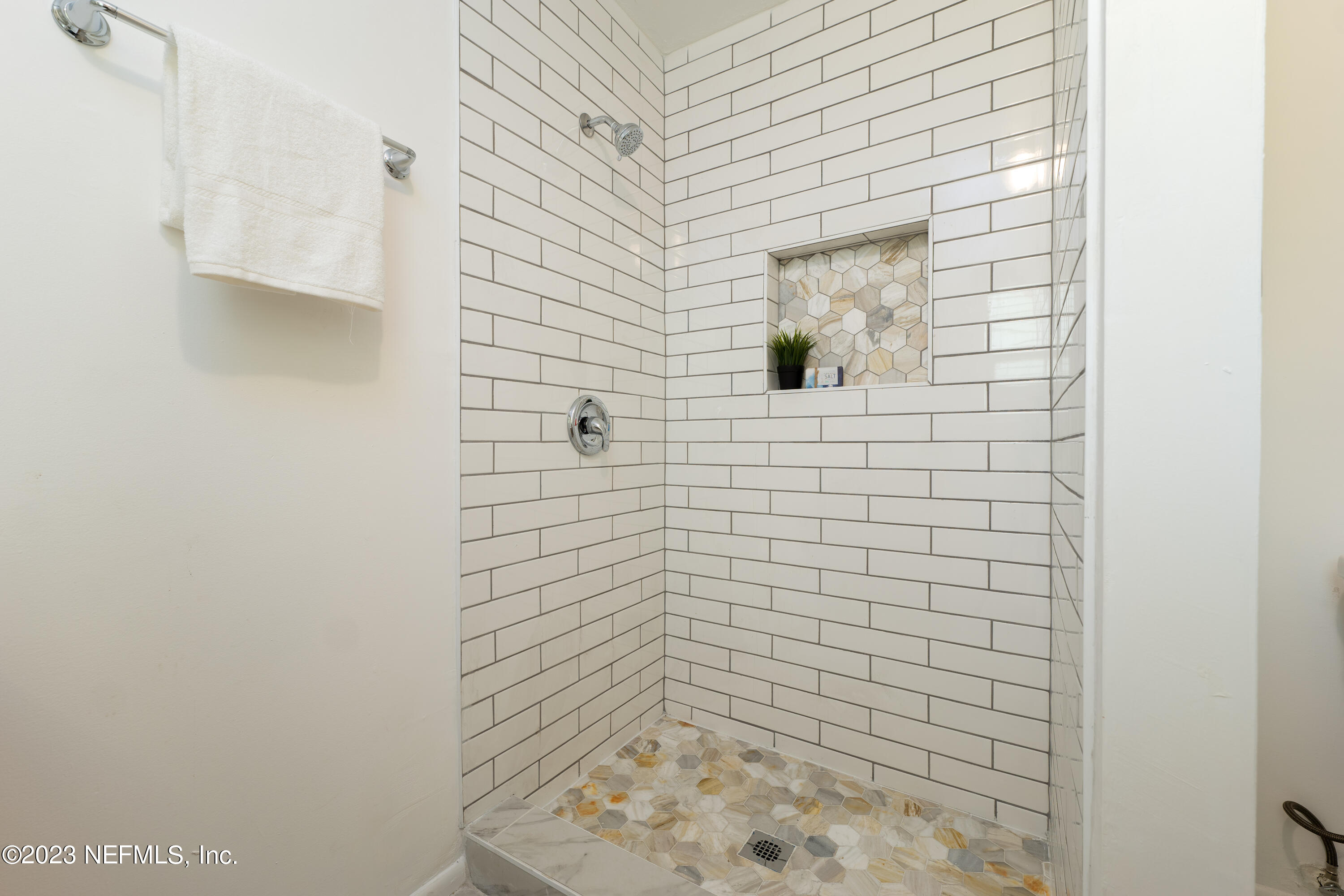 15450 Dewanna Road Jacksonville, FL 32218 - Photo 14 of 39 15450DewannaRdJacksovilleFL-17