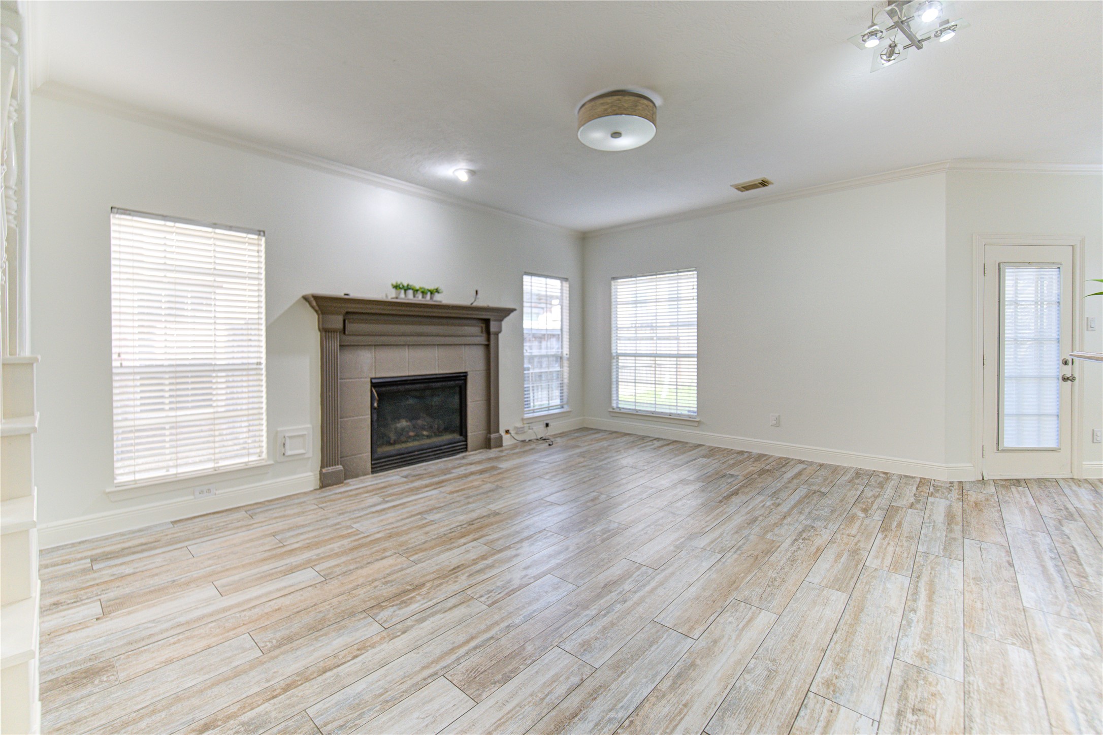 1115 Enclave Square East Houston, TX 77077 - Photo 14 of 42