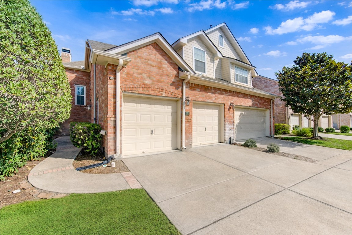 1115 Enclave Square East Houston, TX 77077 - Photo 3 of 42