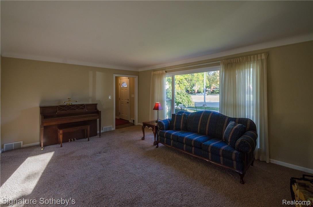 2133 Vernier Road Grosse Pointe, MI 48236 - Photo 12 of 33 Another view of living room and front entrance