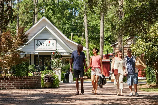 $262,130 | 712 Locomotive Place, Loris, SC 29569