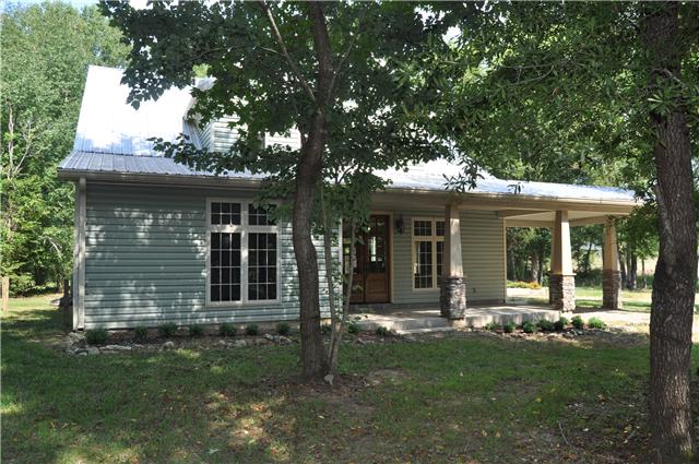 1484 Carter Road Decherd, TN 37324 - Photo 1 of 20 Gallery Image 1