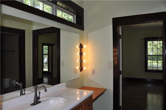 1484 Carter Road Decherd, TN 37324 - Photo 10 of 20 Gallery Image 10