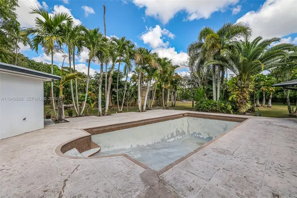 $2,795,000 | 18975 Southwest 224th Street, Miami, FL 33170