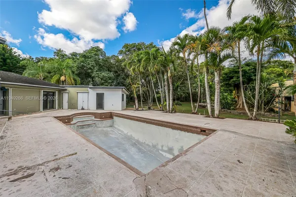 $2,795,000 | 18975 Southwest 224th Street, Miami, FL 33170