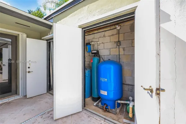 $2,795,000 | 18975 Southwest 224th Street, Miami, FL 33170