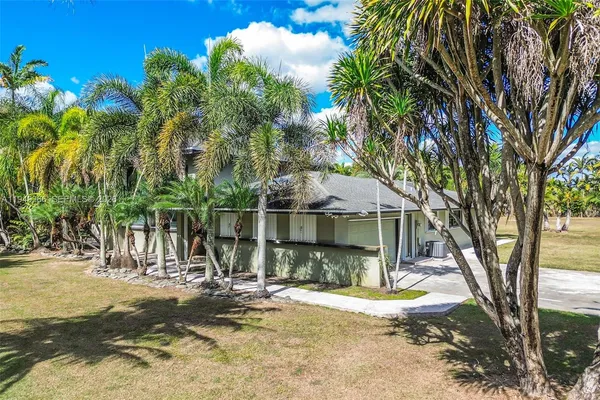 $2,795,000 | 18975 Southwest 224th Street, Miami, FL 33170