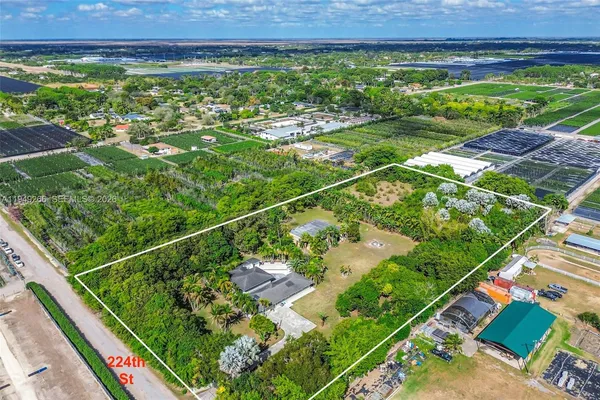 $2,795,000 | 18975 Southwest 224th Street, Miami, FL 33170