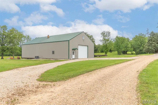 $699,000 | 12503 County Road 292, Bloomfield, MO 63825
