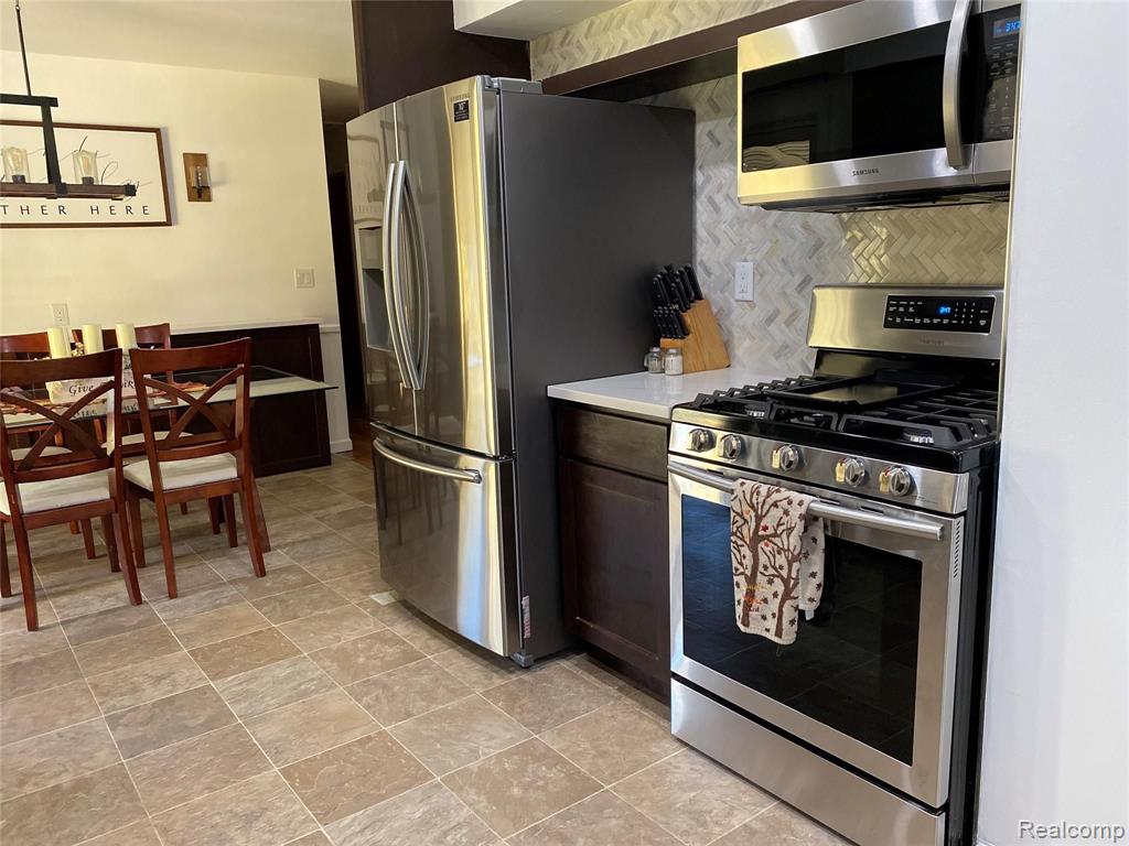 5115 North Belsay Road Flint, MI 48506 - Photo 14 of 27