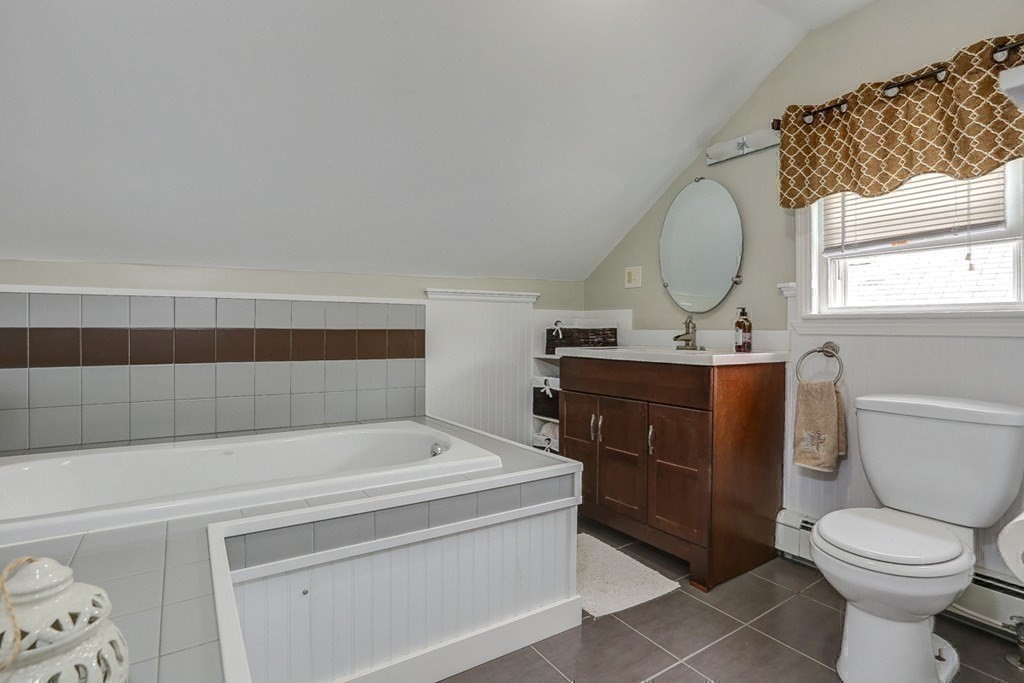 234 Wilson Road Nahant, MA 01908 - Photo 16 of 33 Gallery Image 16