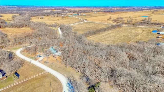 $399,900 | 1162 Southwest 225th Road, Holden, MO 64040