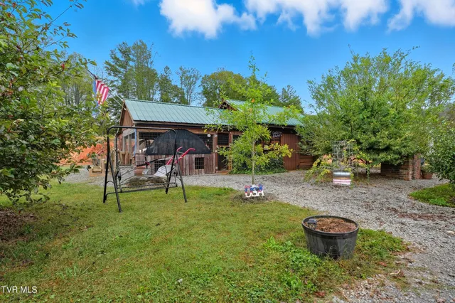 $475,000 | 4052 Purchase Ridge Road, Duffield, VA 24244
