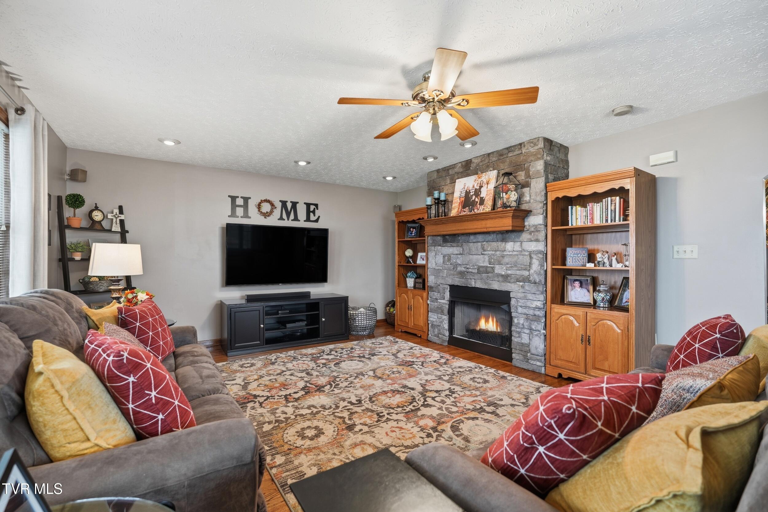 4052 Purchase Ridge Road Duffield, VA 24244 - Photo 22 of 42 16_dsc02718