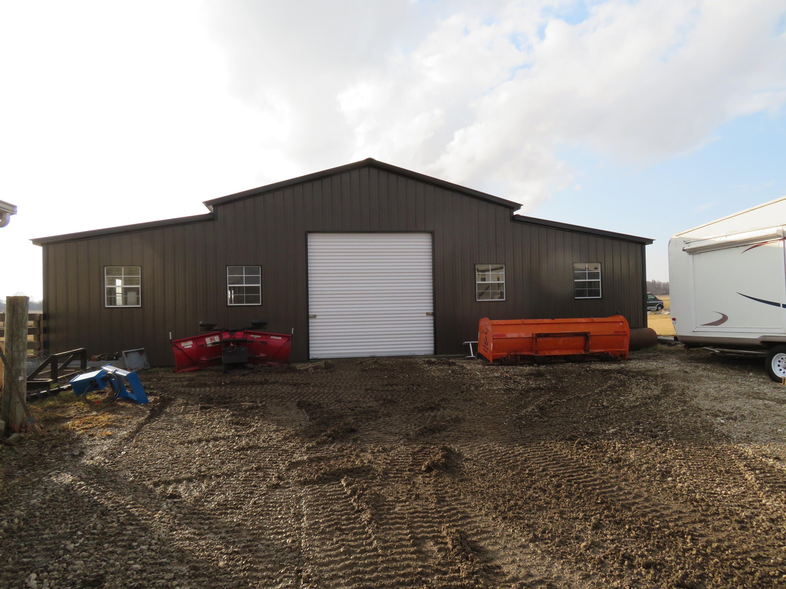 6126 Calland Road Urbana, OH 43078 - Photo 36 of 55 Front of Barn