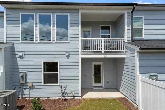 $440,000 | 1003 Canary Pepper Drive, Durham, NC 27713