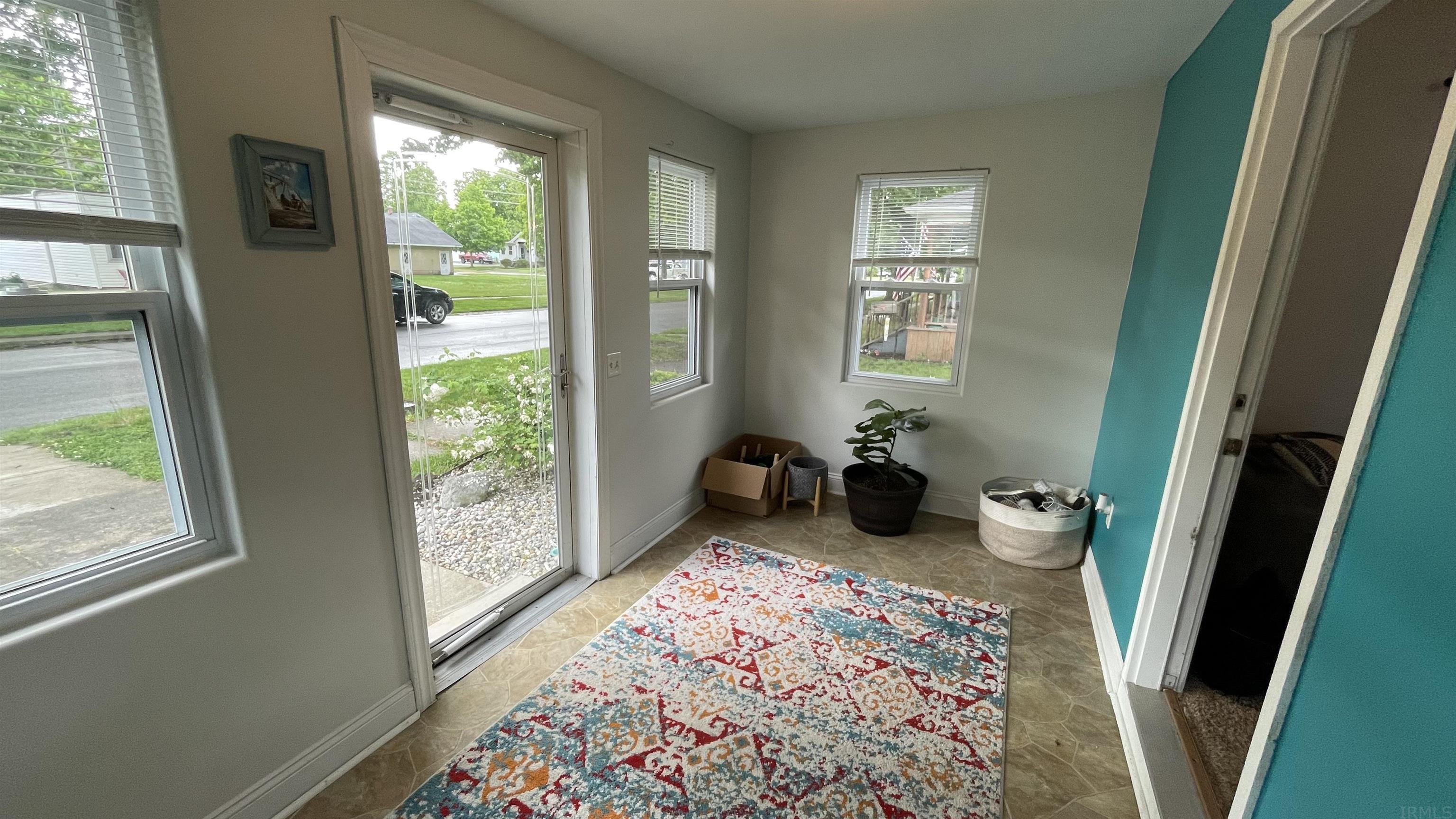 1115 Monroe Street Rochester, IN 46975 - Photo 3 of 19