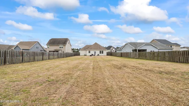 $1,700 | 290 Southwest Plantation Drive, Maple Hill, NC 28454