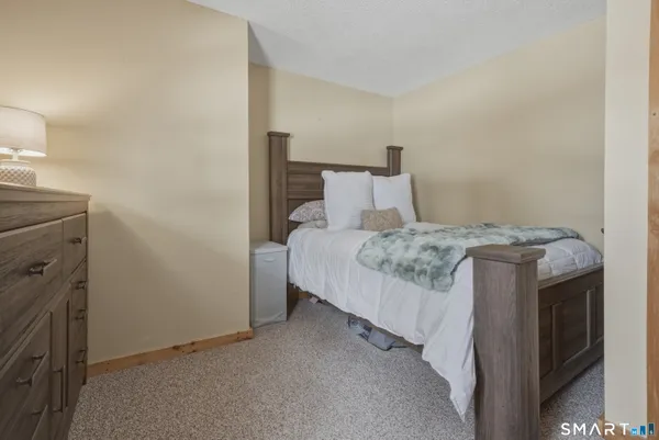 $2,200 | 9 Morrison Street, Unit 1, Vernon, CT 06066