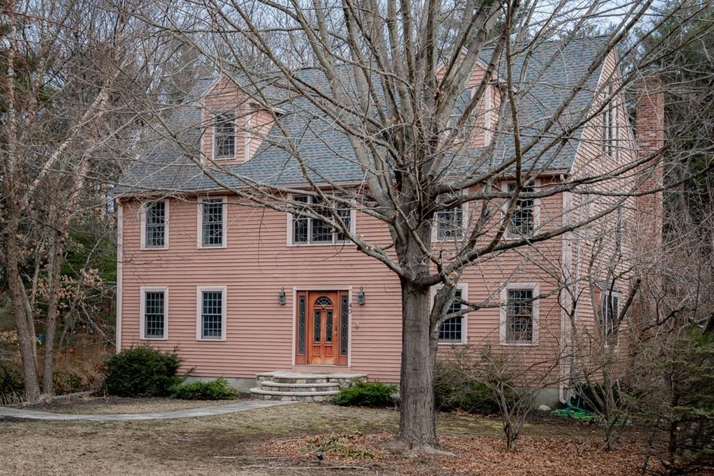 40 Ridge Road Norfolk, MA 02056 - Photo 1 of 31 Gallery Image 1
