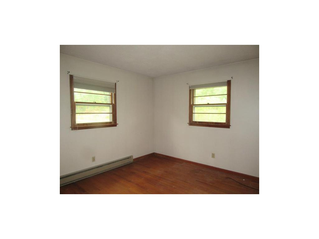 381 Cherry Grove Road Jonesborough, TN 37659 - Photo 5 of 17 Photo 5
