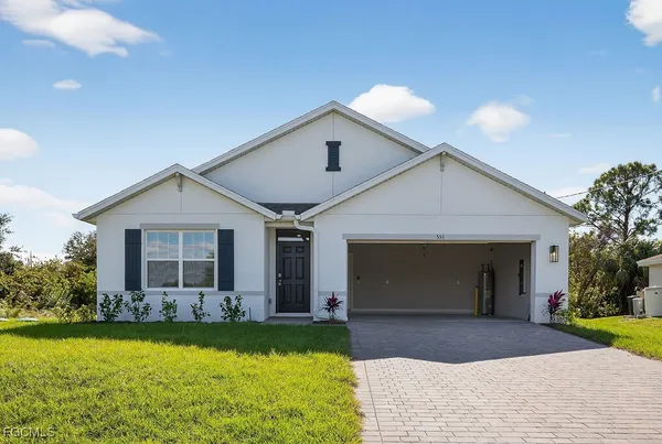 $2,000 | 553 Kingsbury Lane, Lehigh Acres, FL 33974
