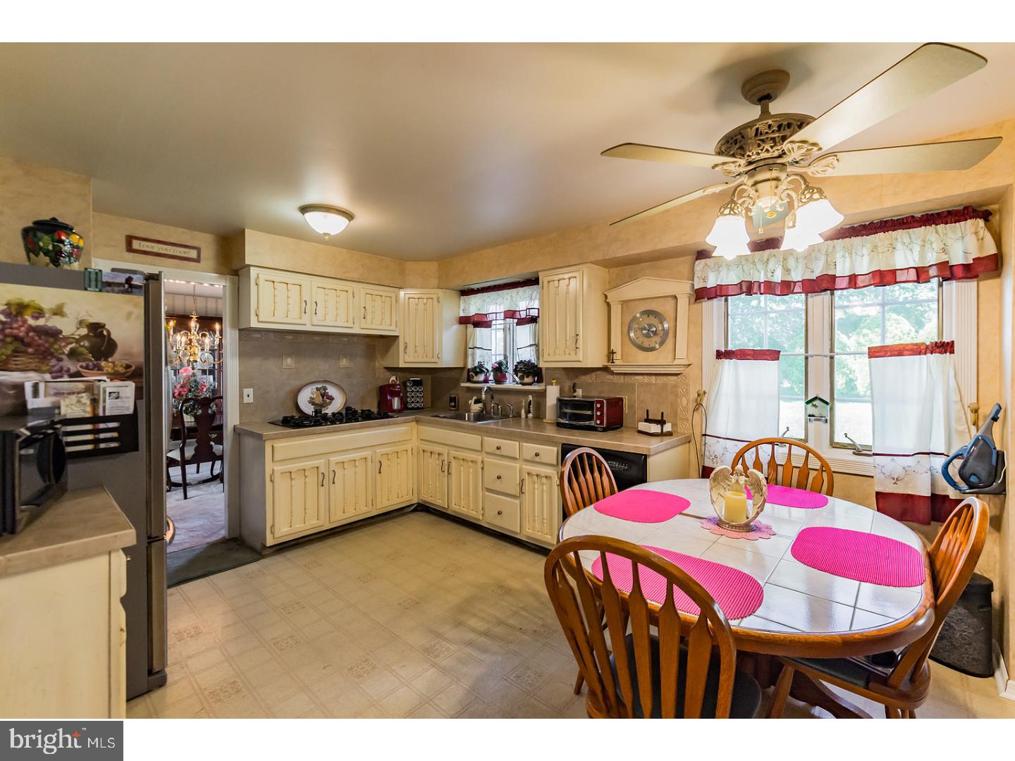 1704 Pin Oak Road Williamstown, NJ 08094 - Photo 3 of 15 Kitchen