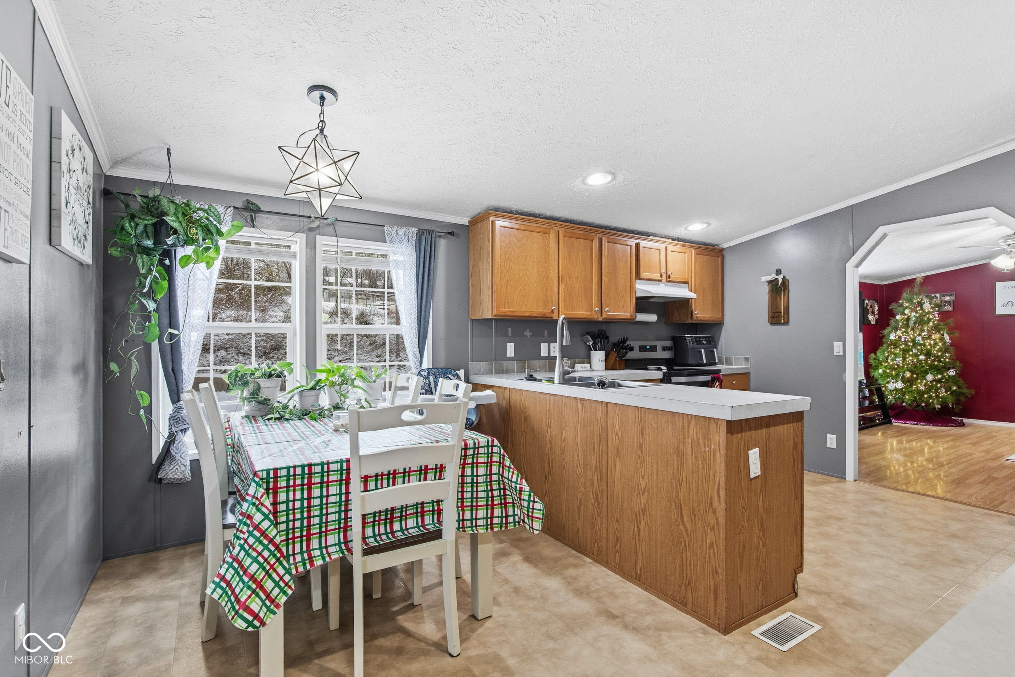 9205 South Harrodsburg Road Bloomington, IN 47403 - Photo 13 of 52