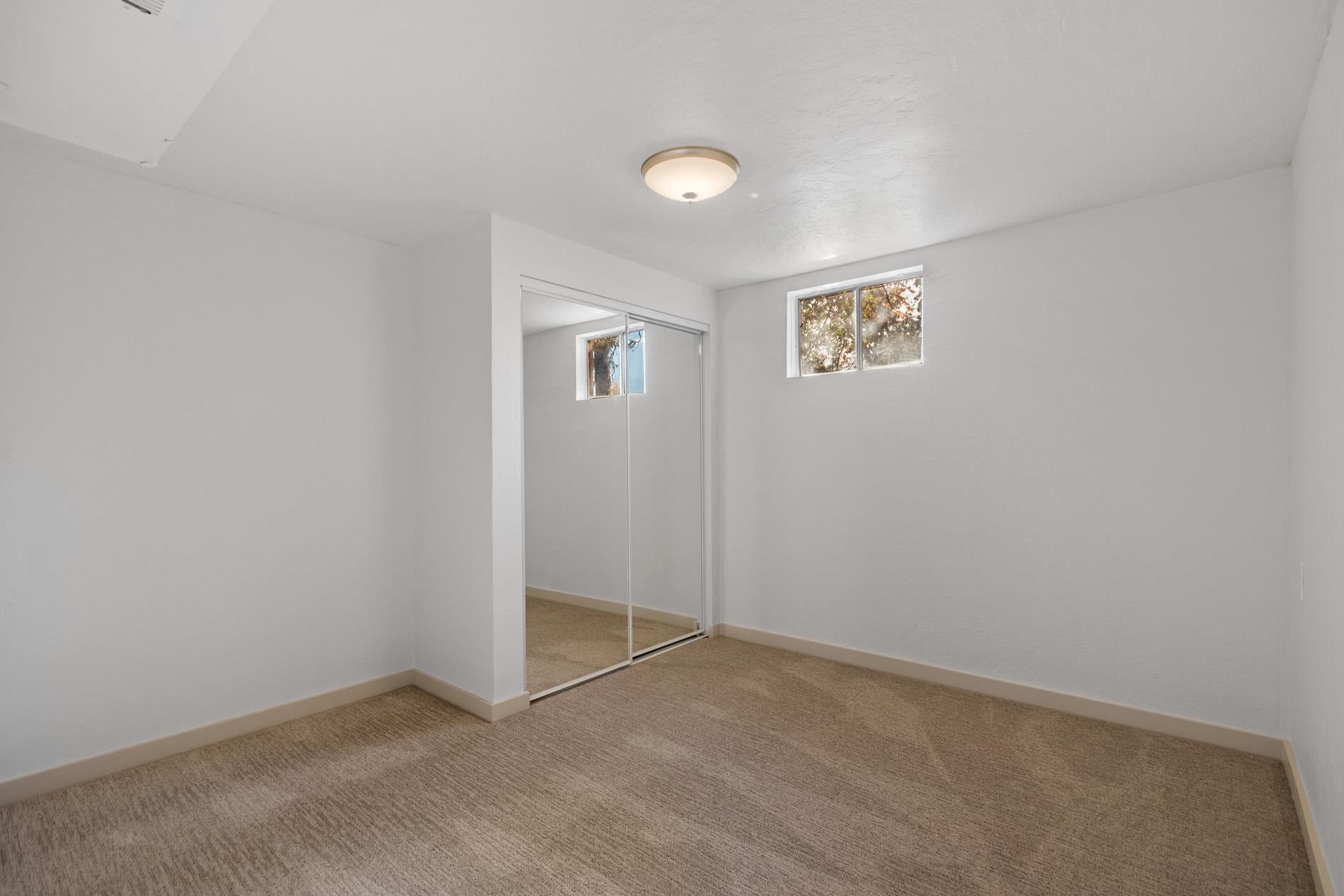 4202 East Mead Street Mead, WA 99021 - Photo 17 of 28 Gallery Image 17