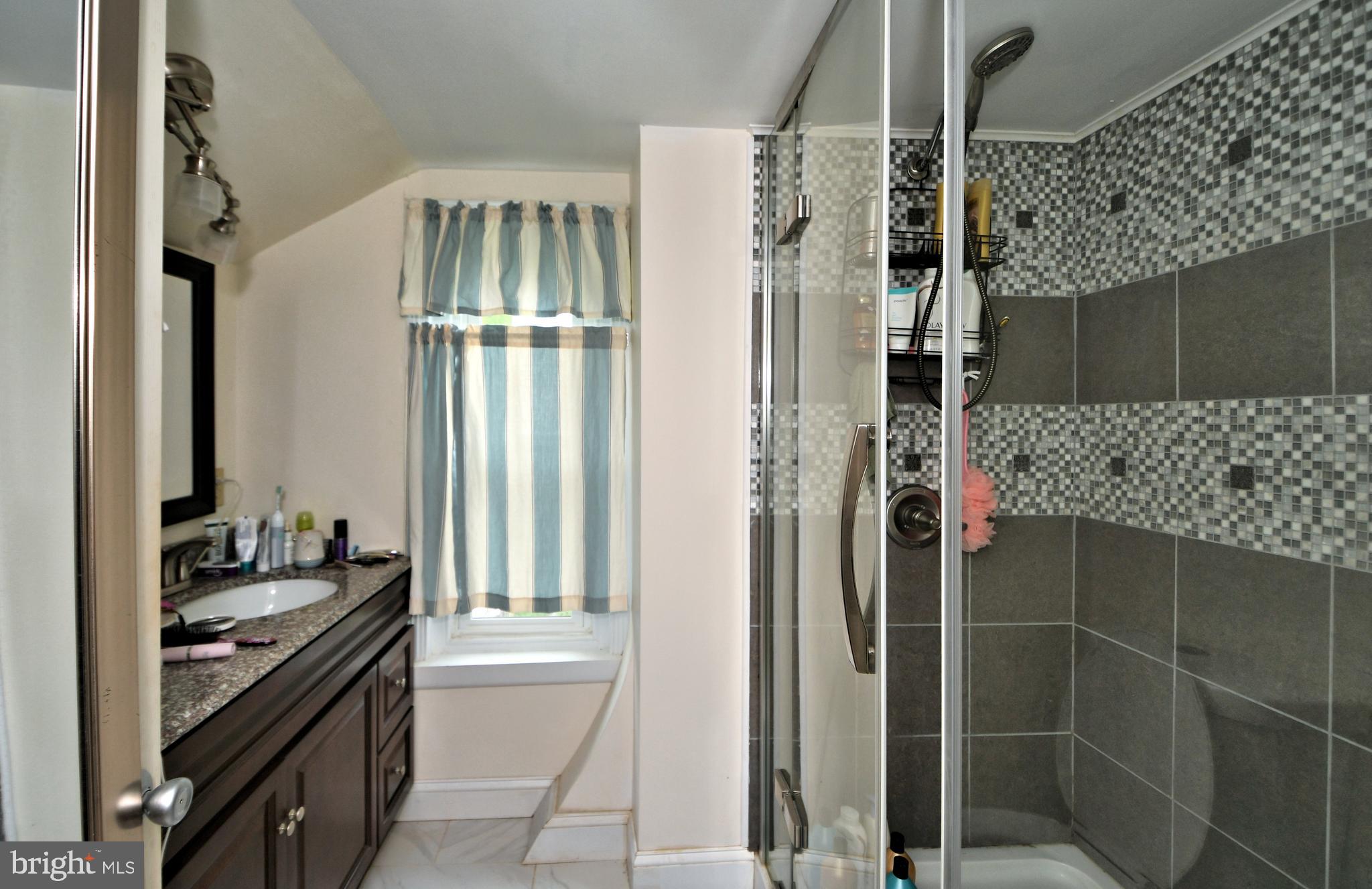 218 Chestnut Street Spring City, PA 19475 - Photo 11 of 35 Full Bath 3rd floor