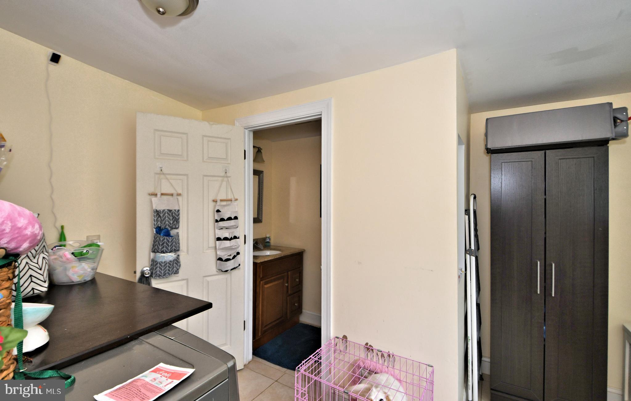 218 Chestnut Street Spring City, PA 19475 - Photo 18 of 35 Laundry / Mudroom