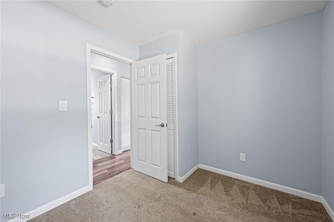 5473 Young Road Stow, OH 44224 - Photo 12 of 31 Gallery Image 12