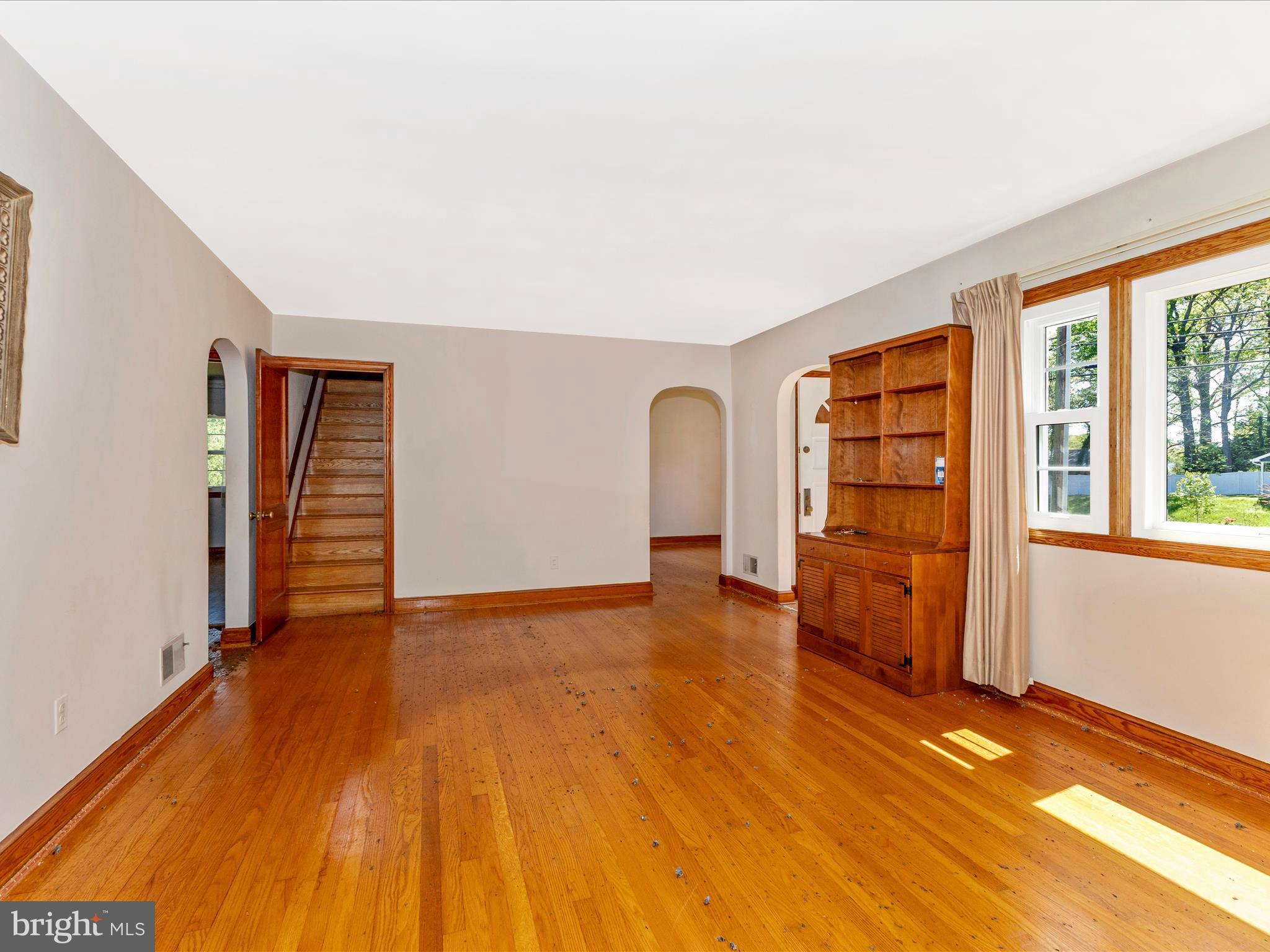 268 Magothy Bridge Road Pasadena, MD 21122 - Photo 13 of 64 Family Room