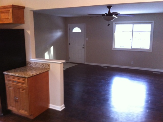 209 Thornhurst Road Bolingbrook, IL 60440 - Photo 7 of 21