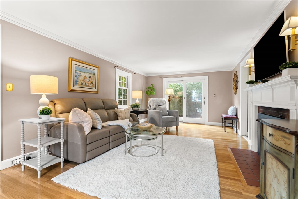 18 Morton Road Arlington, MA 02476 - Photo 3 of 42