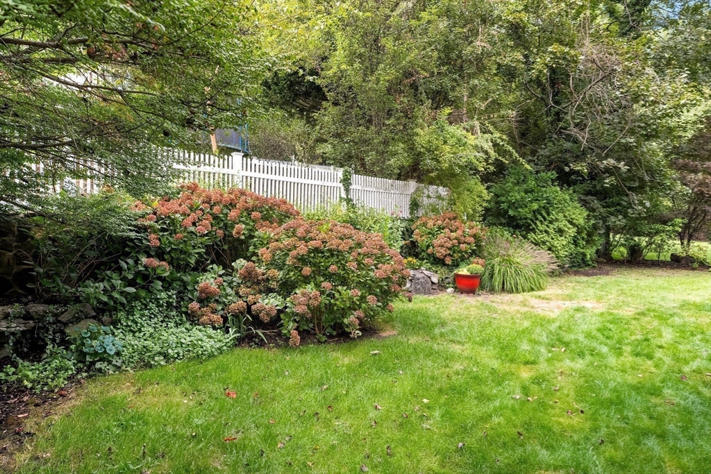 18 Morton Road Arlington, MA 02476 - Photo 39 of 42