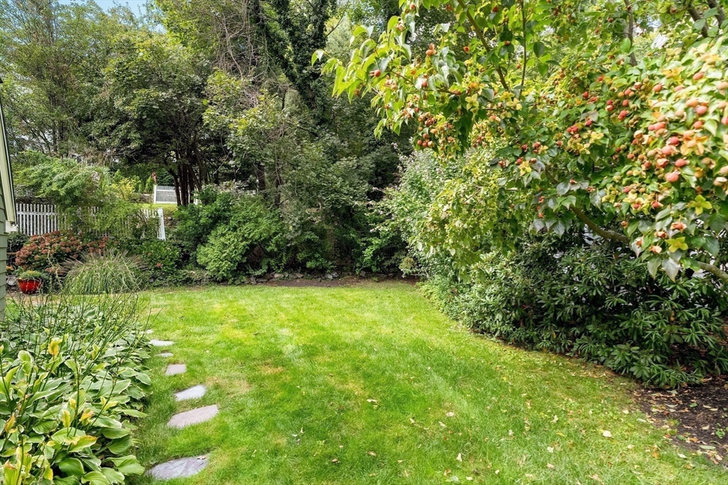 18 Morton Road Arlington, MA 02476 - Photo 40 of 42