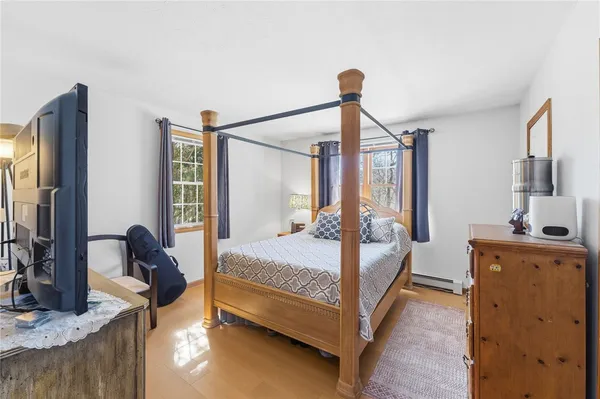 $995,000 | 11 Fox Court, South Kingstown, RI 02879