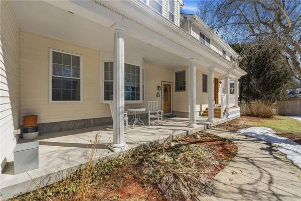 $995,000 | 11 Fox Court, South Kingstown, RI 02879