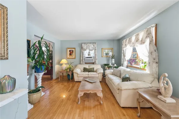 $995,000 | 11 Fox Court, South Kingstown, RI 02879