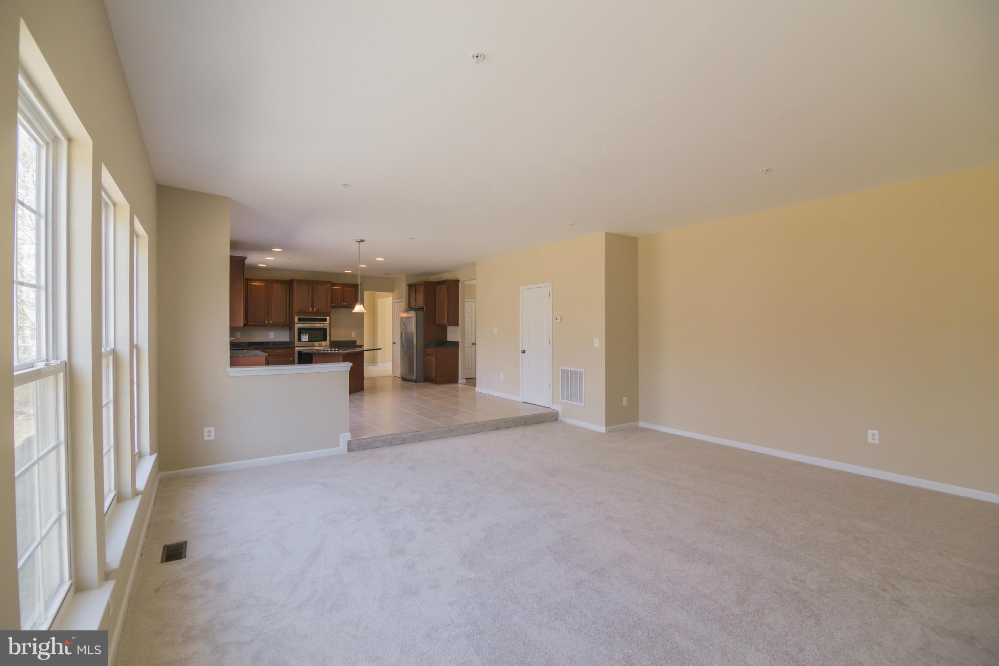 7915 Woodyard Road Clinton, MD 20735 - Photo 13 of 30 Kitchen