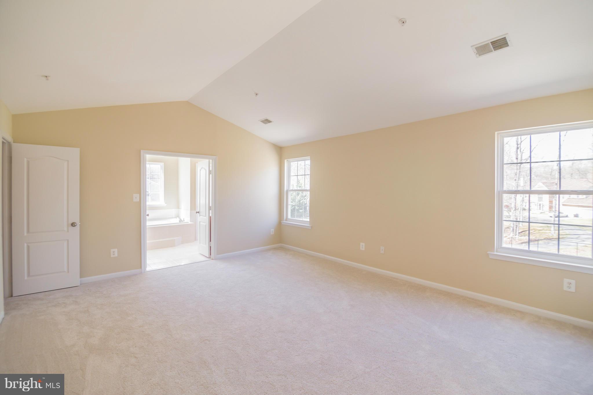 7915 Woodyard Road Clinton, MD 20735 - Photo 16 of 30 Bedroom (Master)