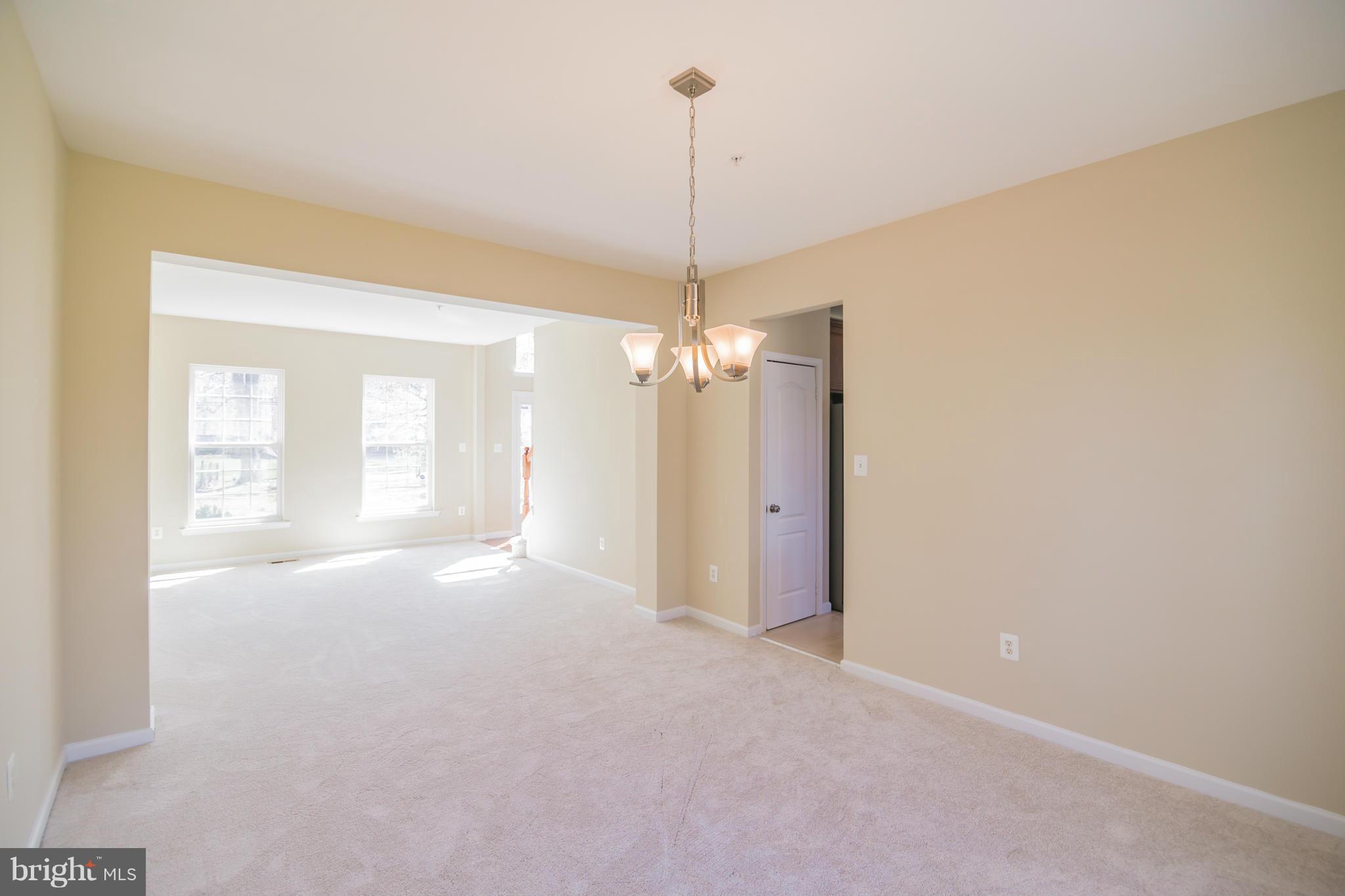 7915 Woodyard Road Clinton, MD 20735 - Photo 5 of 30 Interior (General)