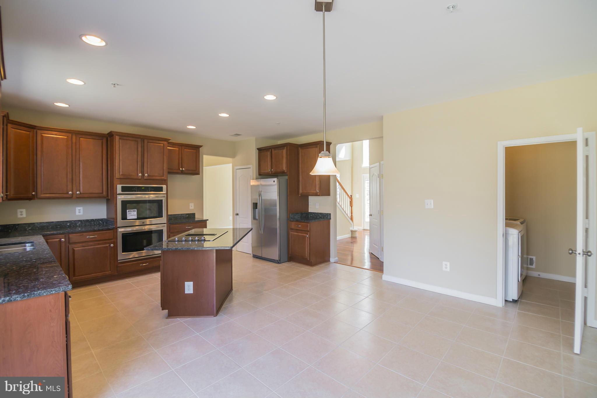 7915 Woodyard Road Clinton, MD 20735 - Photo 9 of 30 Kitchen